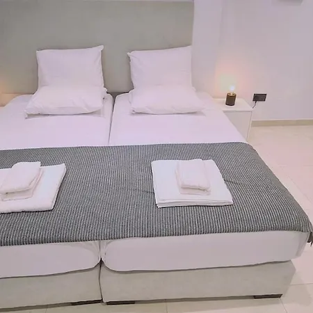 Apartman Mezarina 1