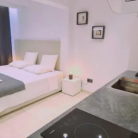 Mezarina 1 Apartman Ajía Nápa