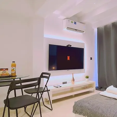 Mezarina 1 Apartman